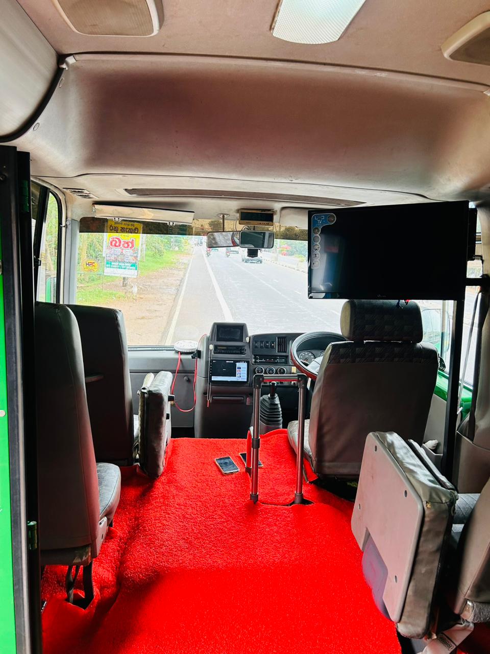 Mini Bus — photo 2