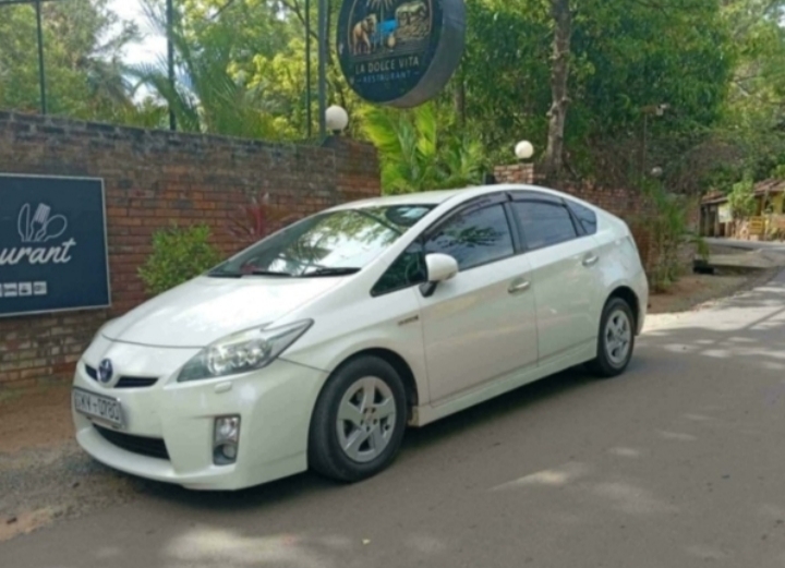 Toyota Prius — photo 6